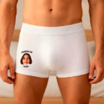 Miniaturansicht von Boxershorts „Eigentum meiner Lieblingsperson“ mit personalisiertem Foto und Namen