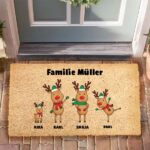 Miniaturansicht von Weihnachts-Fußmatte mit Rentieren mit Namen und personalisiertem Text