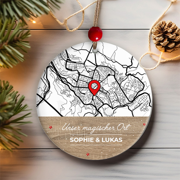 Set Weihnachtsbaum-Anhänger mit Karte, Standort und personalisierten Texten