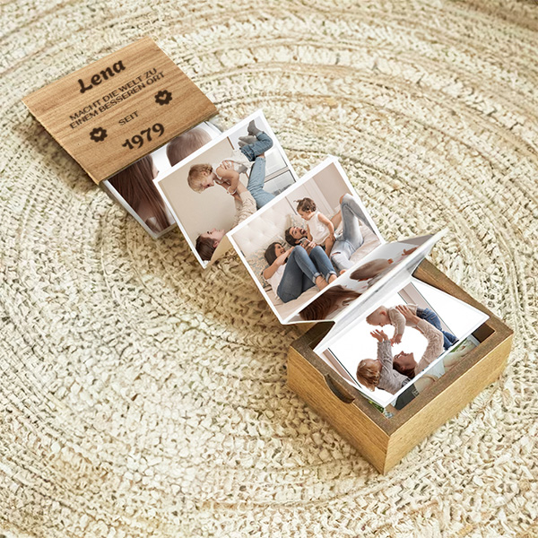 Akkordeon-Fotobox mit personalisiertem Datum