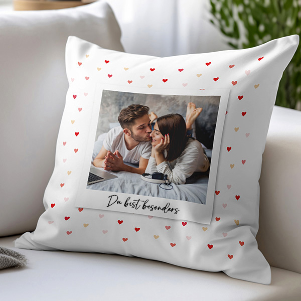 Polaroid-Kissen mit Herzen mit Foto und personalisiertem Text