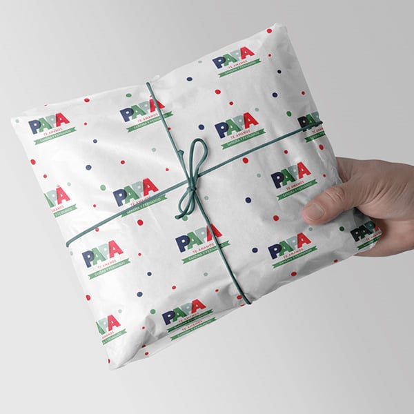 Geschenkpapier Papa mit personalisiertem Text