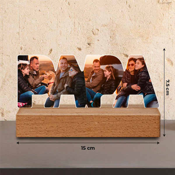Papa-Plakette mit Fotos und personalisiertem Sockel