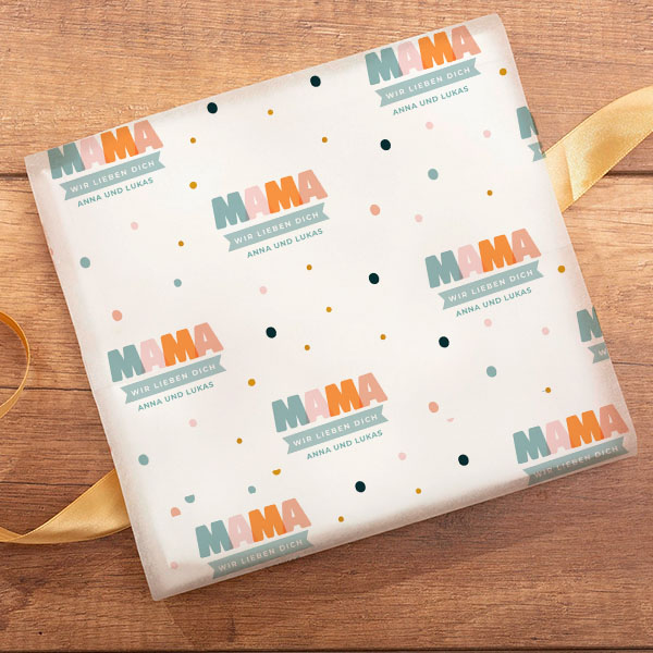 Geschenkpapier für Mama mit Farben und personalisiertem Namen