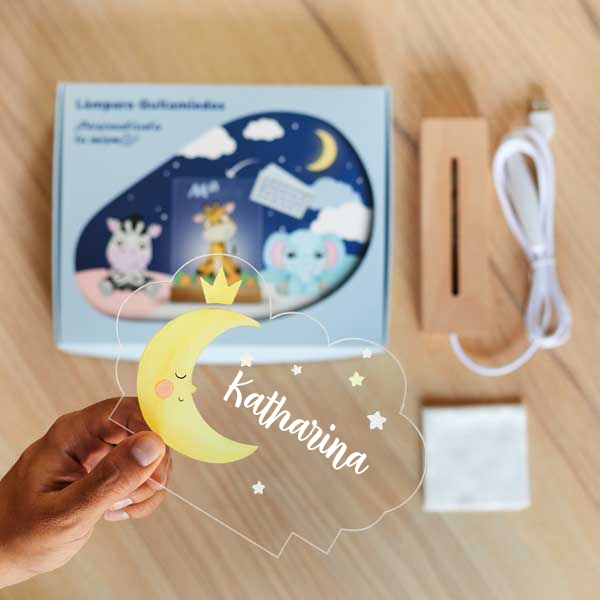 Kinderlampe Mond in Farbe mit personalisiertem Namen