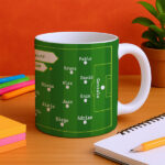 Miniaturansicht von Tasse Fußballfeld mit personalisierten Namen