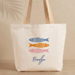 Personalisierte Tote Bag mit Bunten Fischen und Namen Miniaturansicht von Personalisierte Tote Bag mit Bunten Fischen und Namen
