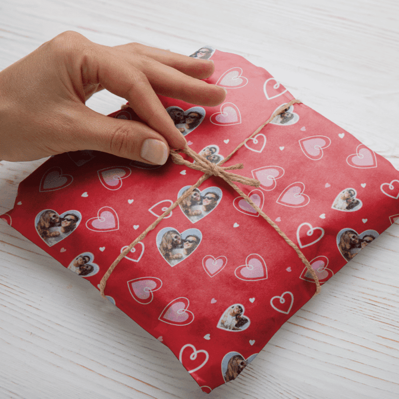 Papel de Regalo Corazones con Fotos personalizado