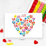 Caja de Dulces Corazones con Muñecos con Nombres y Texto personalizado Miniatura de Caja de Dulces Corazones con Muñecos con Nombres y Texto personalizado