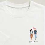 Camiseta con Ilustración de Pareja y Nombres personalizados Miniatura de Camiseta con Ilustración de Pareja y Nombres personalizados