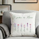 Miniatura de Cojín el Jardín de Mamá con Nombres personalizados