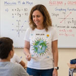 Miniatura de Camiseta Planeta para Profes con Nombres personalizados