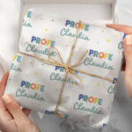 Papel de Regalo para Profes de Colores con Nombre personalizado Miniatura de Papel de Regalo para Profes de Colores con Nombre personalizado