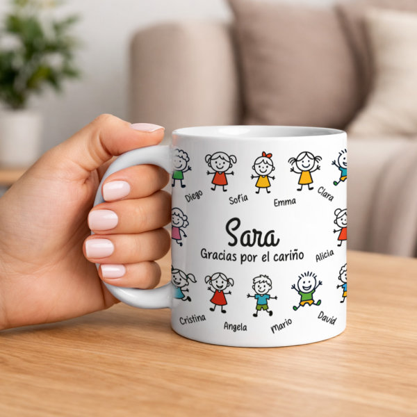 Taza con Muñequitos y Nombres personalizados
