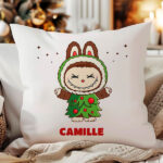 Vignette de Coussin Labubu de Noël avec prénom personnalisé