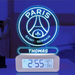 Vignette de Réveil avec Lumière et Écusson Paris Saint-Germain (PSG) personnalisé