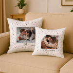 Vignette de Coussin Polaroid avec Cœurs, Photo et Texte personnalisé