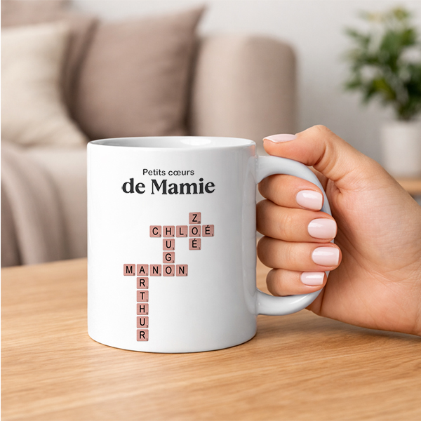 Mug design Scrabble avec texte et prénoms personnalisés