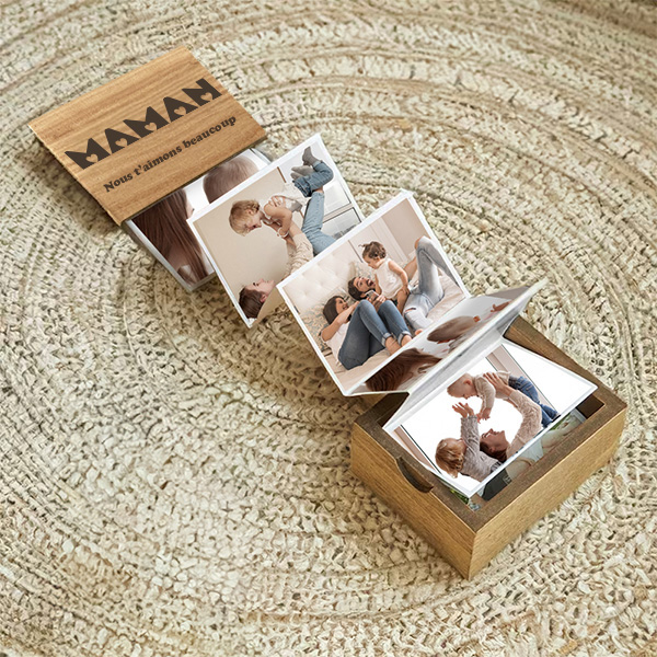 Boîte Photos Accordéon Maman Cœurs avec Texte personnalisée