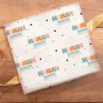 Vignette de Papier Cadeau Maman Coloré avec prénom personnalisé