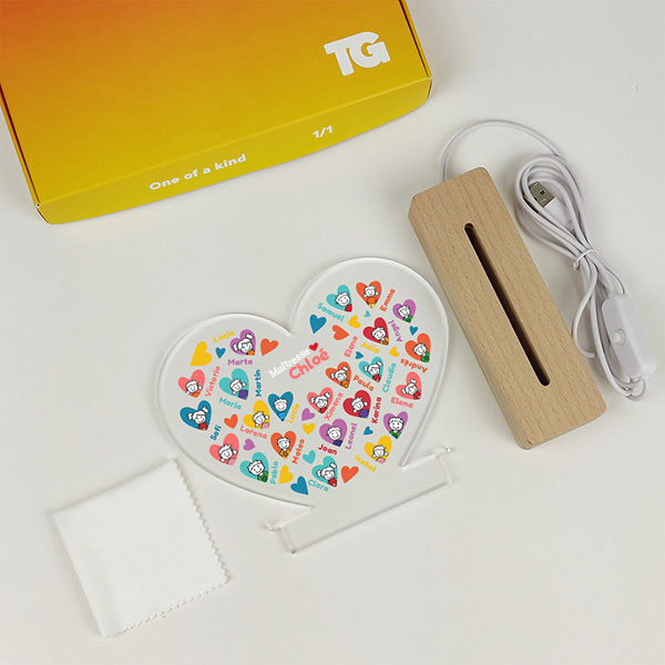 Lampe Cœurs Petits Personnages avec Prénoms et Texte personnalisée