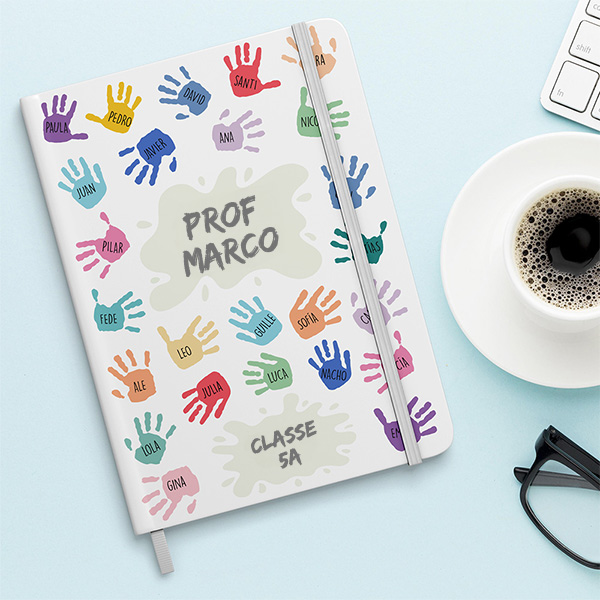 Quaderno Mani Colorate con Nomi e Testo personalizzato