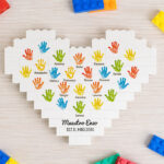 Miniatura di Puzzle di Blocchi Cuore con Mani e Nomi personalizzati