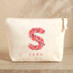 Beauty Case con Iniziale Floreale e Nome Personalizzato Miniatura di Beauty Case con Iniziale Floreale e Nome Personalizzato