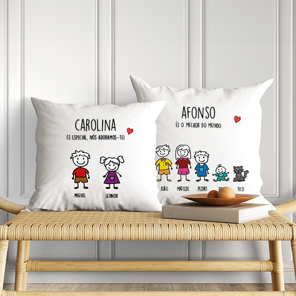Almofada Bonecos com Texto Personalizado