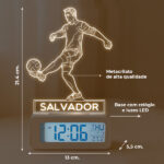 Miniatura de Relógio Despertador com Luz Jogador de Futebol personalizado