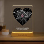 Miniatura de Candeeiro Mapa do Amor personalizado com Localização e Textos
