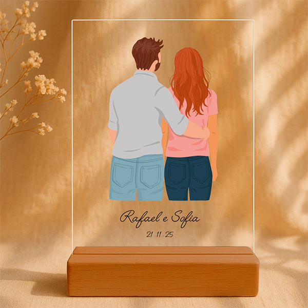 Placa ou Candeeiro com Ilustração de Casal de Costas com Nomes e Data Personalizados