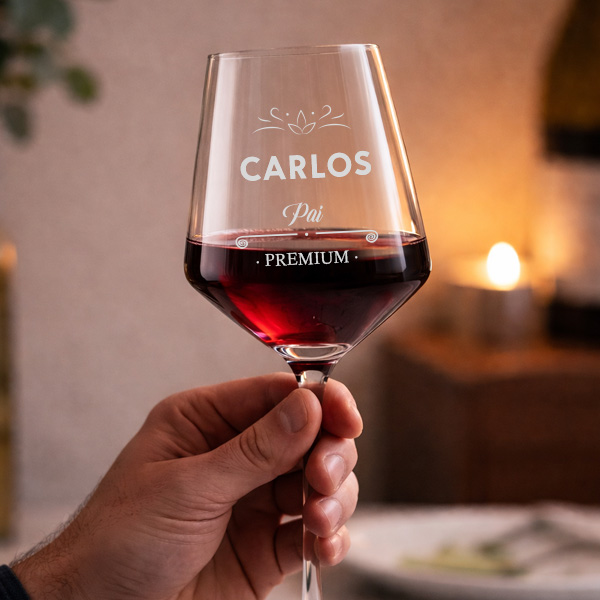 Copo de Vinho para Pai com Nome e Texto Personalizado