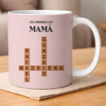 Caneca com design Scrabble com texto e nomes personalizados Miniatura de Caneca com design Scrabble com texto e nomes personalizados