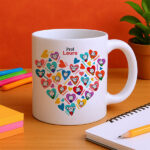 Miniatura de Caneca Corações com Bonequinhos com Nomes personalizada