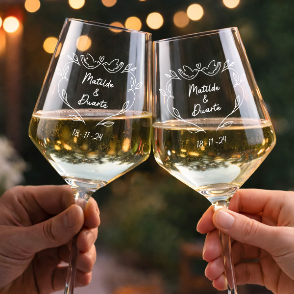 Pack de 2 Copos Pombas com Nomes e Data Personalizada