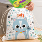 Miniatura de Mochila Saco Infantil Animais Coloridos Personalizada
